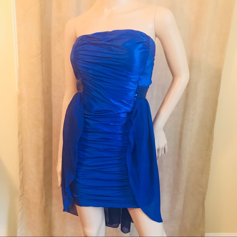 👗NWOT Strapless high low Mini prom dress
